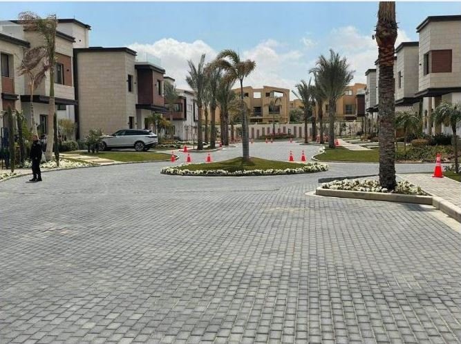 بسعر الطرح الأول امتلك وحدتك الآن بسعر تنافسي في قلب التجمع الخامس