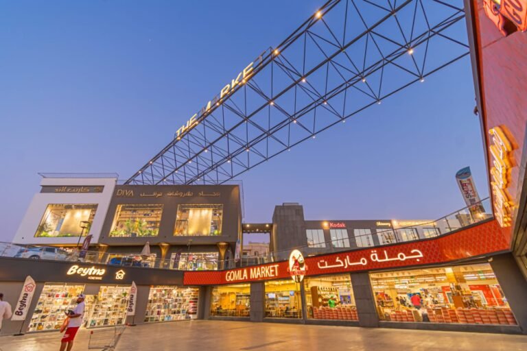 مكتب اداري متشطب للبيع – اقرب استلام – التجمع الخامس – القاهرة الجديدة – بالتقسيط