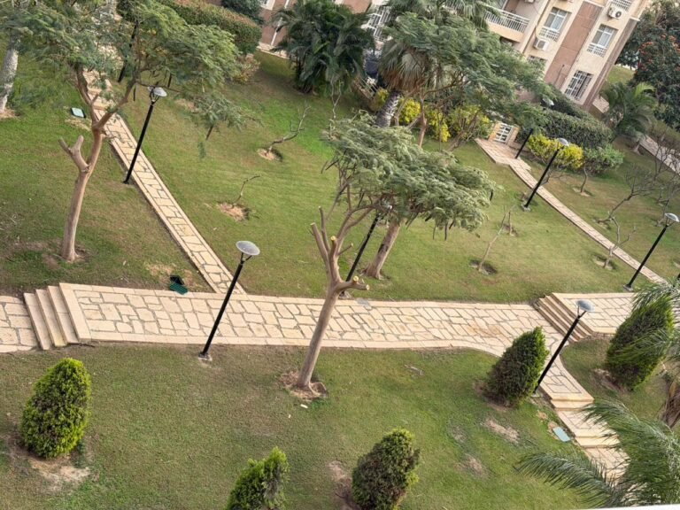 فرصه للايجار بمدينتي 96متر