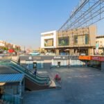 محل دور ارضي للايجار في القاهره الجديده علي محور جمال عبدالناصر التجمع الخامس