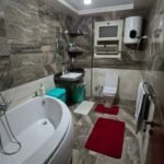 شقة في افضل المناطق بالتشطيب الفاخر في مدينة الشروق!