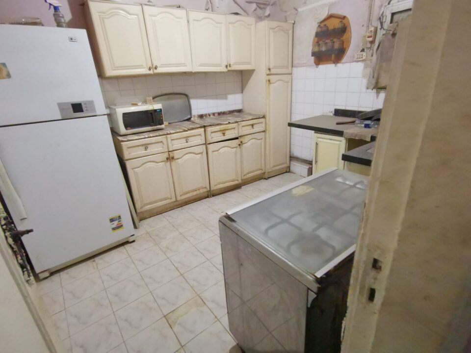 خلف المطبعة بالهرم