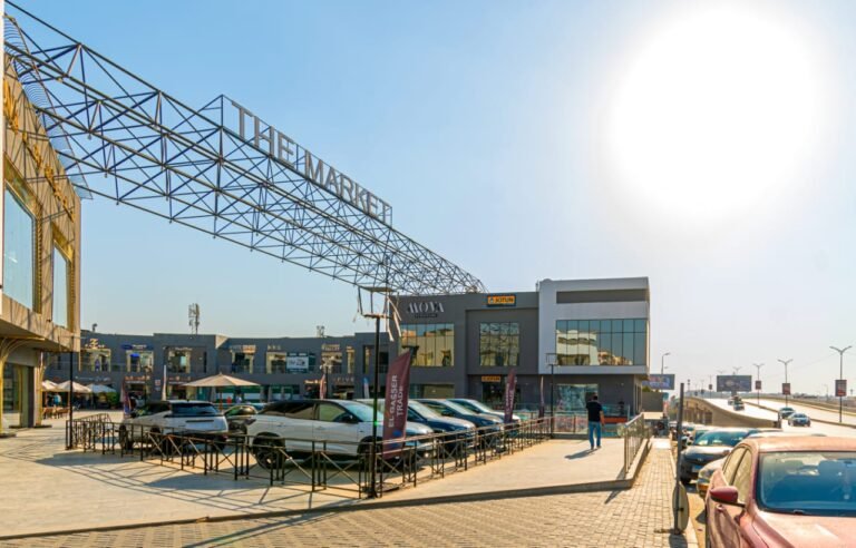 للايجار مطعم او كافية – متشطب بالكامل – القاهرة الجديدة