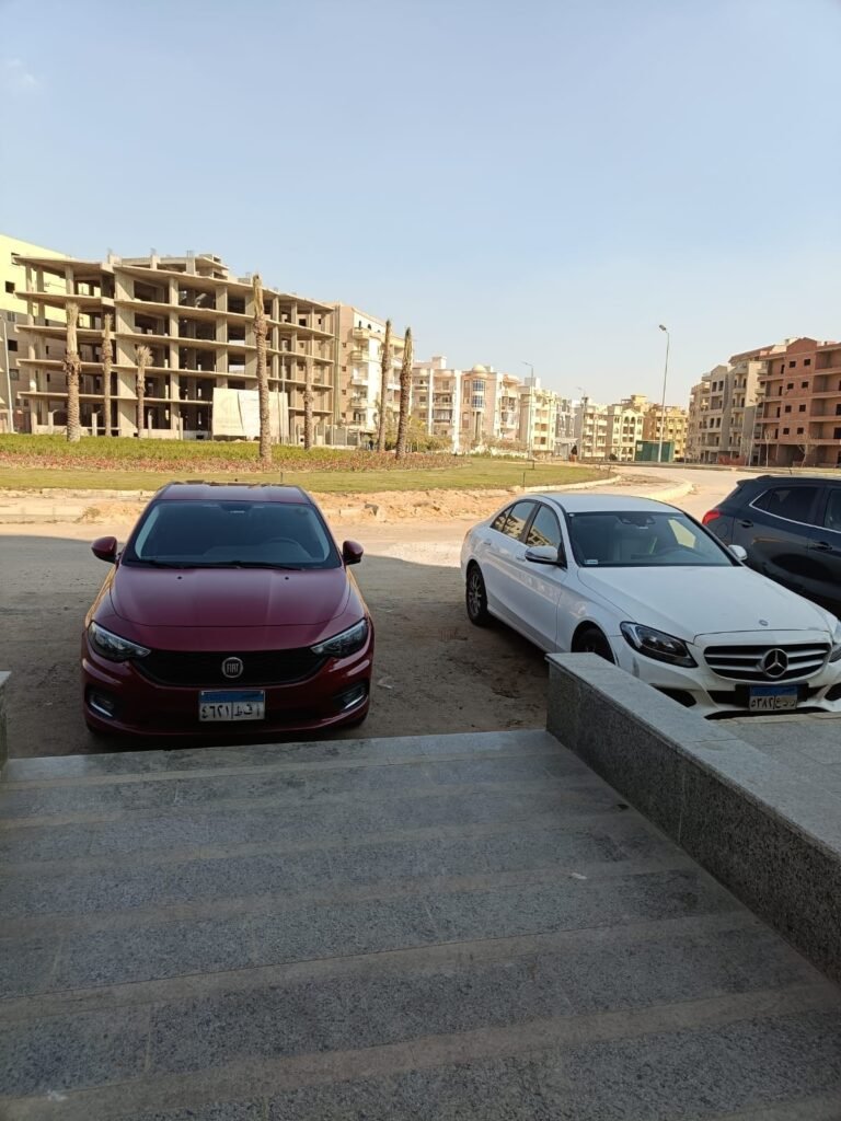 فرصه لن تتكرر في التجمع فيلا دوبلكس للبيع بمدخل خاص في اللوتس الجنوبيه استلام فوري بعداد الكهرباء