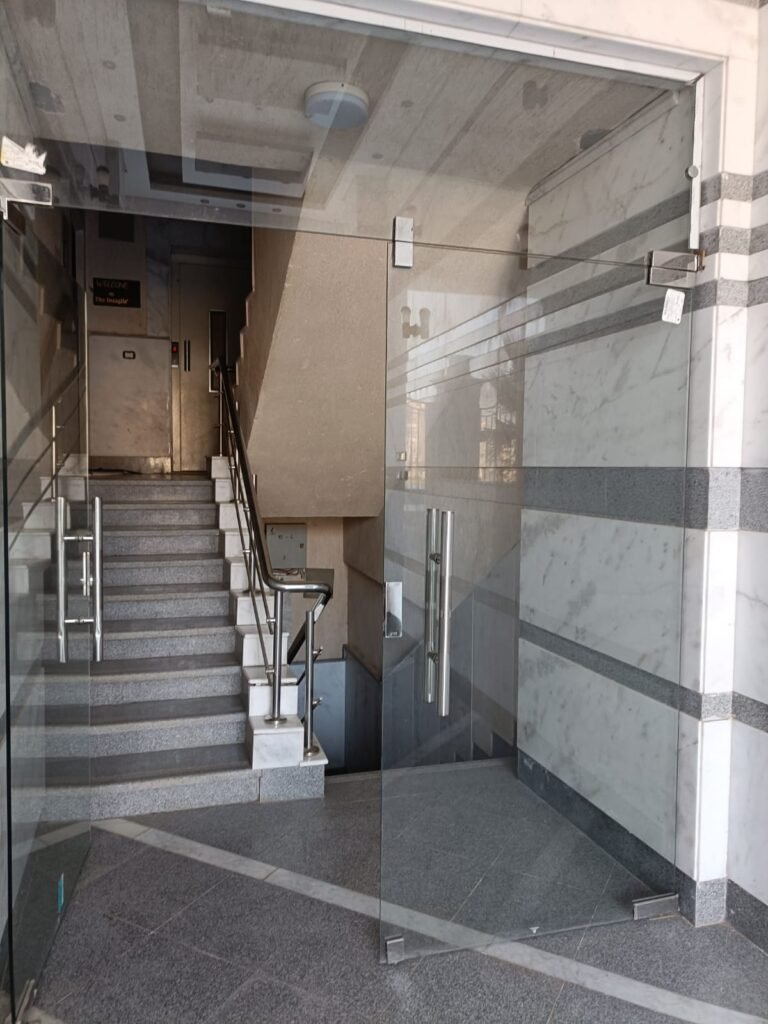 شقة دوبلكس للبيع مساحة 340 متر – استلام فوري -التجمع الخامس-القاهرة الجديدة