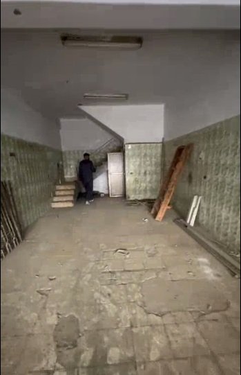 تجاري للبيع في التوسعات الشمالية بمساحة 180 متر