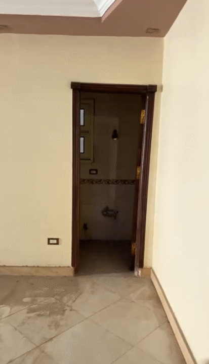 شقة 160متر للبيع الجيزة الهرم المريوطية محور السادات ترسا سابقا بحرية شارع 40 متر