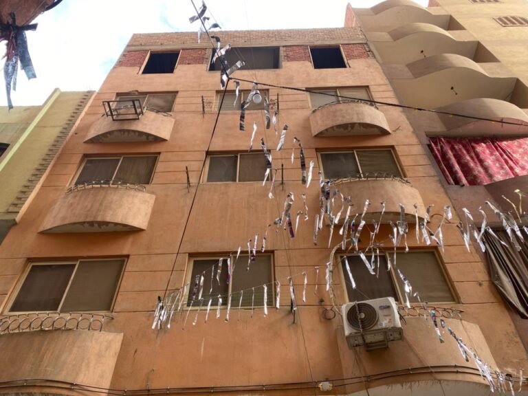 عمارة للبيع 4 ادوار المربع السكنى المريوطية الهرم بجوار ستوديو مصر