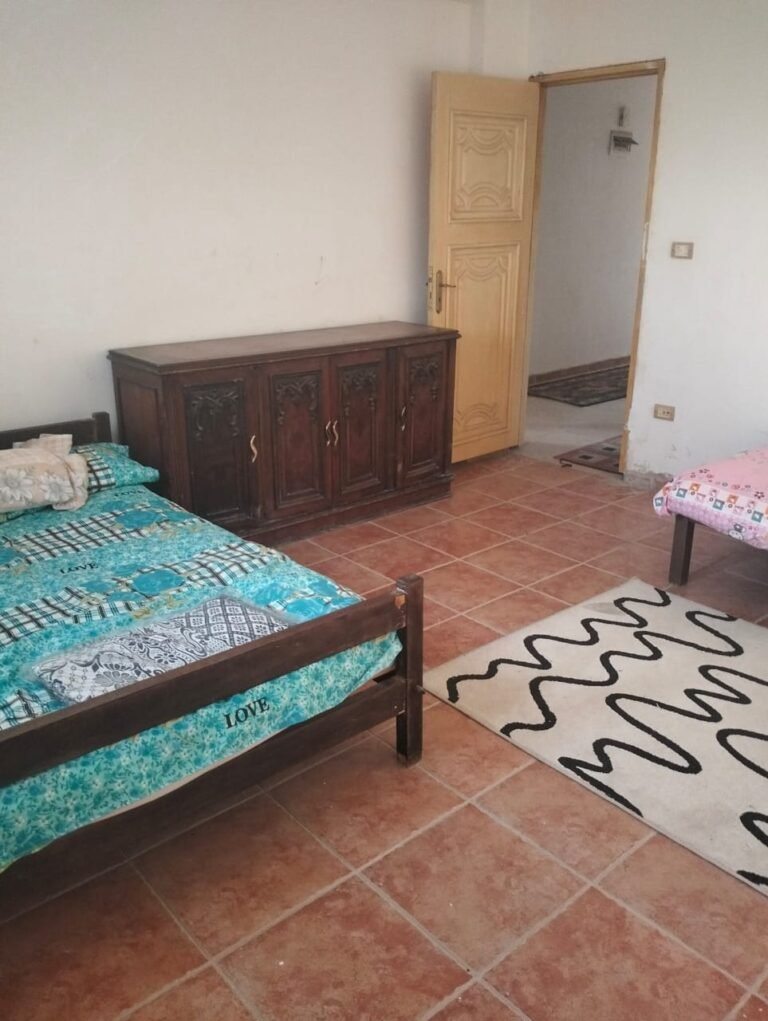 شقة لللإيجار 150 متر – خمس دقايق من البحر – العجمي – الأسكندرية