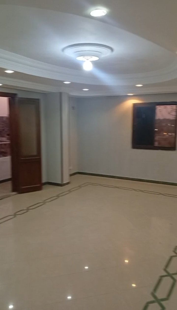 شقه للبيع بالاسماعيليه المحطه الجديده شارع الكرنك