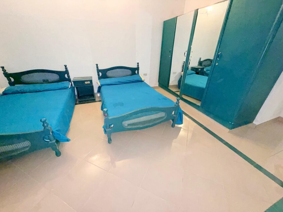 فرصة مميزة لقضاء أجمل إجازة صيفية فيشاليه مميز داخل قرية زمردة بالكيلو 53، بموقع ممتاز