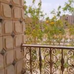 شقه للبيع 155م شارع رئيسي السياحية أ فرصة مميزة