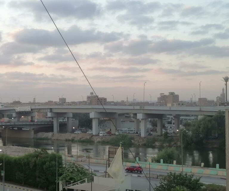 شقة للبيع بشبرا البلد تطل على ترعة الإسماعيلية