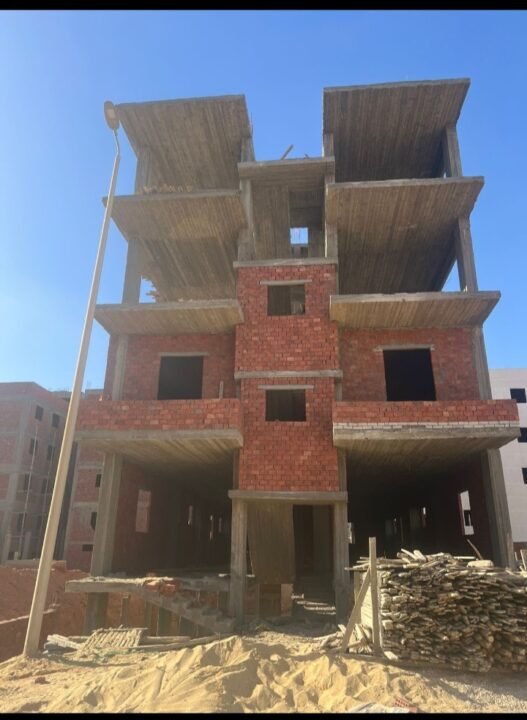أرضي بجاردن للبيع في حدائق أكتوبر