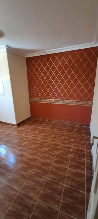 شقة للايجار كامب شيزار 17000 شهريا