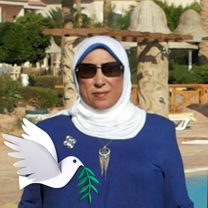مديحة عزت