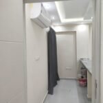 لو بتدور على شقة راقية، جاهزة بالكامل، وفي واحد من أفضل مواقع العبور… فأنت لسه لاقيها