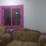شقة مفروشة للإيجار بالحي الثاني مجاورة اولى بجوار المحور (بدون سمسرة)