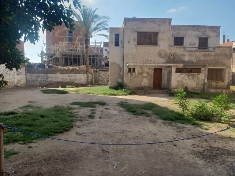 قطعة أرض فضاء ٤٢٥م للبيع او للإستثمار بالمشاركة بالأرض بفاقوس الشرقيه