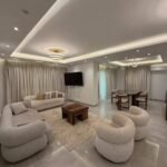 شقه فندقيه للايجار اليومي والشهري المهندسين شارع طيبه من جامعه الدول