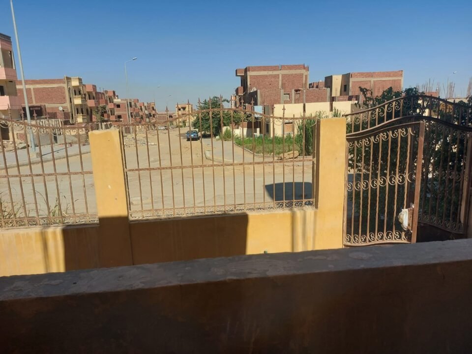 بيت بمشروع ابنى بيتك المنطقة الخامسة قطاع ( ى )