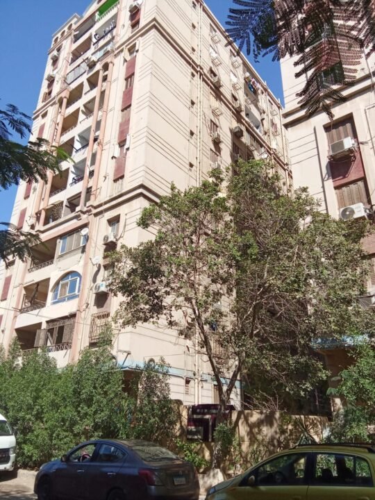 فرررررصة لا تعوض للتمليك او الاستثمار شقة للبيع من المالك مباشر بمدينة الفسطاط الجديدة
