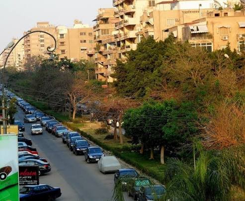 للايجار شقة مفروشة 130 م تقاطع شارع الميرغني مع شارع الحرية مصرالجديدة